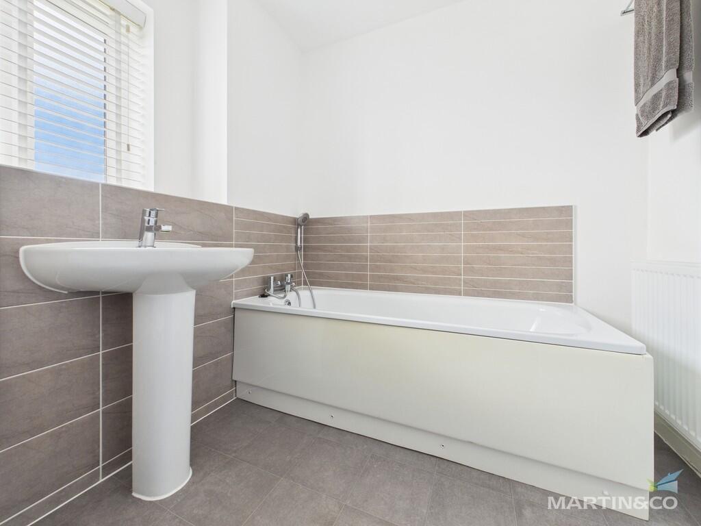 CAM03111G0-PR0348...