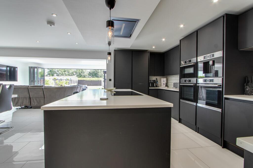 Open Plan Lounge/Kitchen/Dining Room