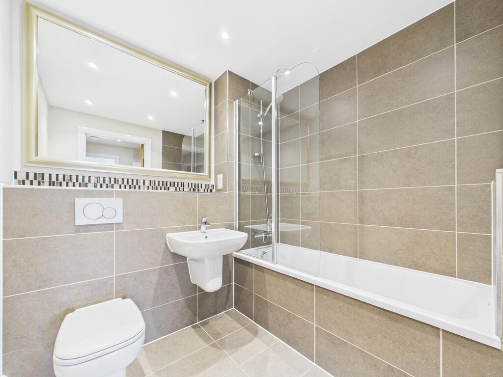 CAM01452G0-PR0162...