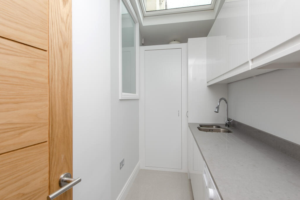 25 Parkwood Road-Uti