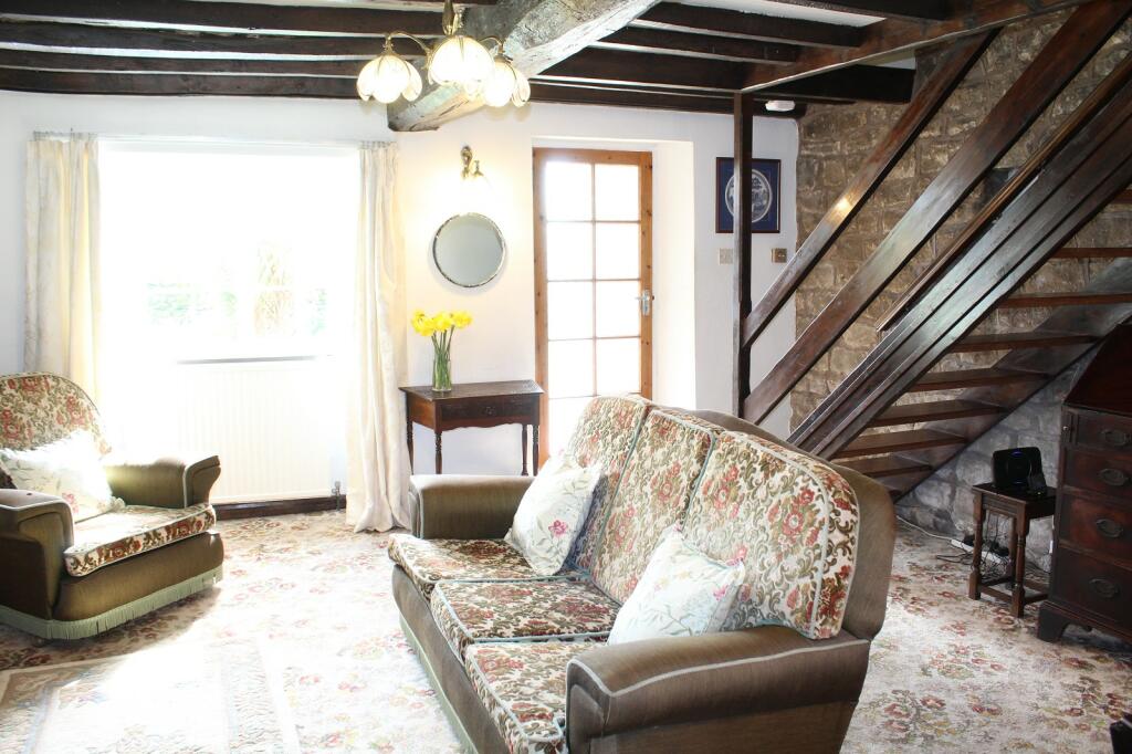 Dining Room Picture 2
