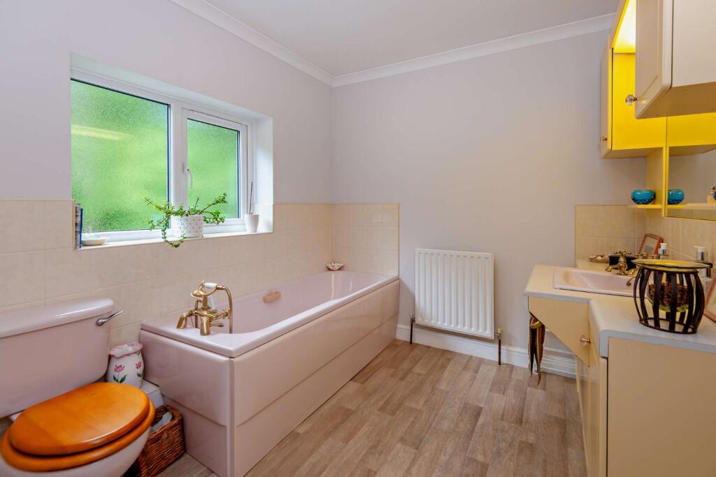 Bathroom Annexe