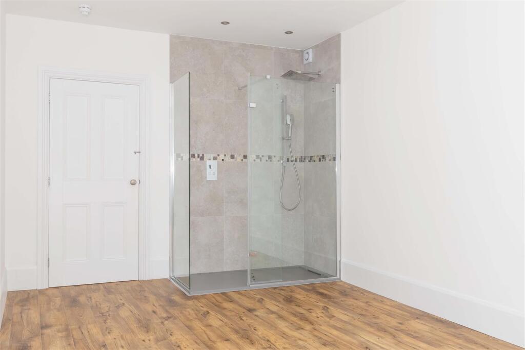 Adelaide Crescent_16.jpg