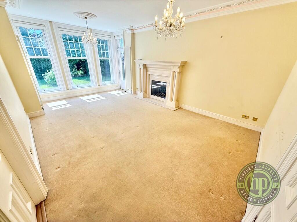 IMG-20250522-WA00...