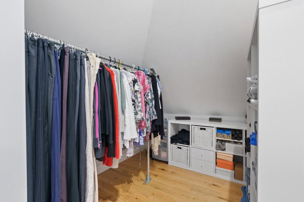 Walk-In Wardrobe