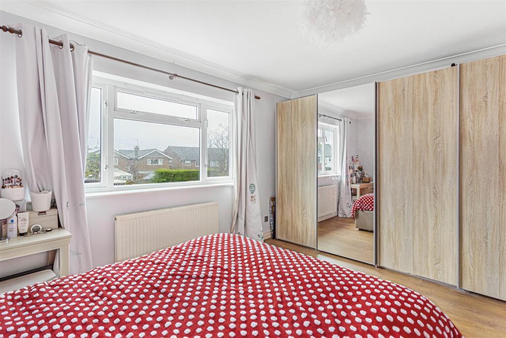 Master Bedroom Wolsey Road.jpg