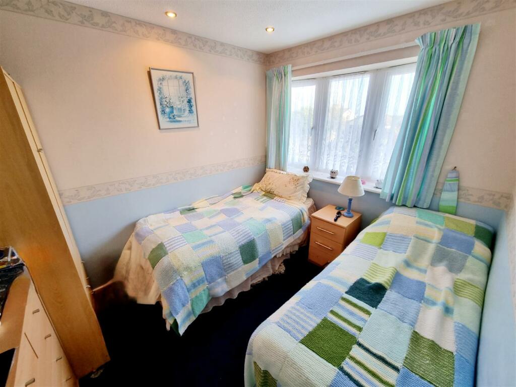 Bedroom 3.jpg