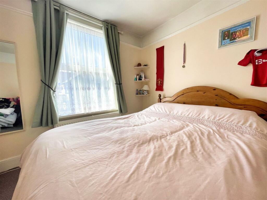 Bedroom 2.jpg