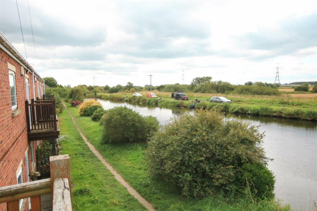 CANAL VIEW