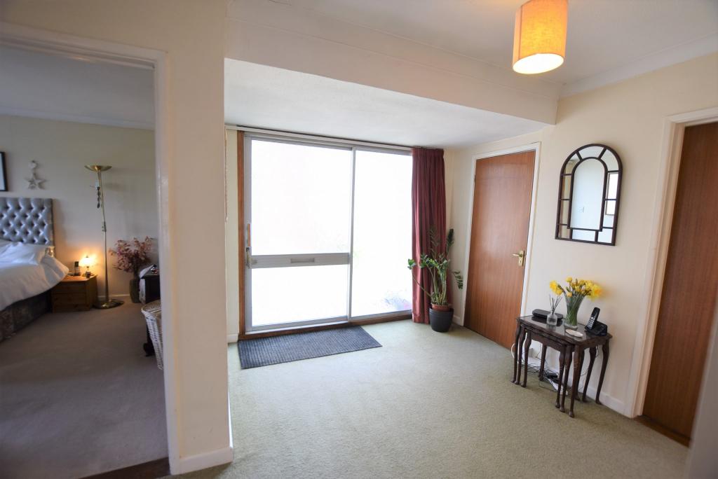 RECEPTION HALLWAY