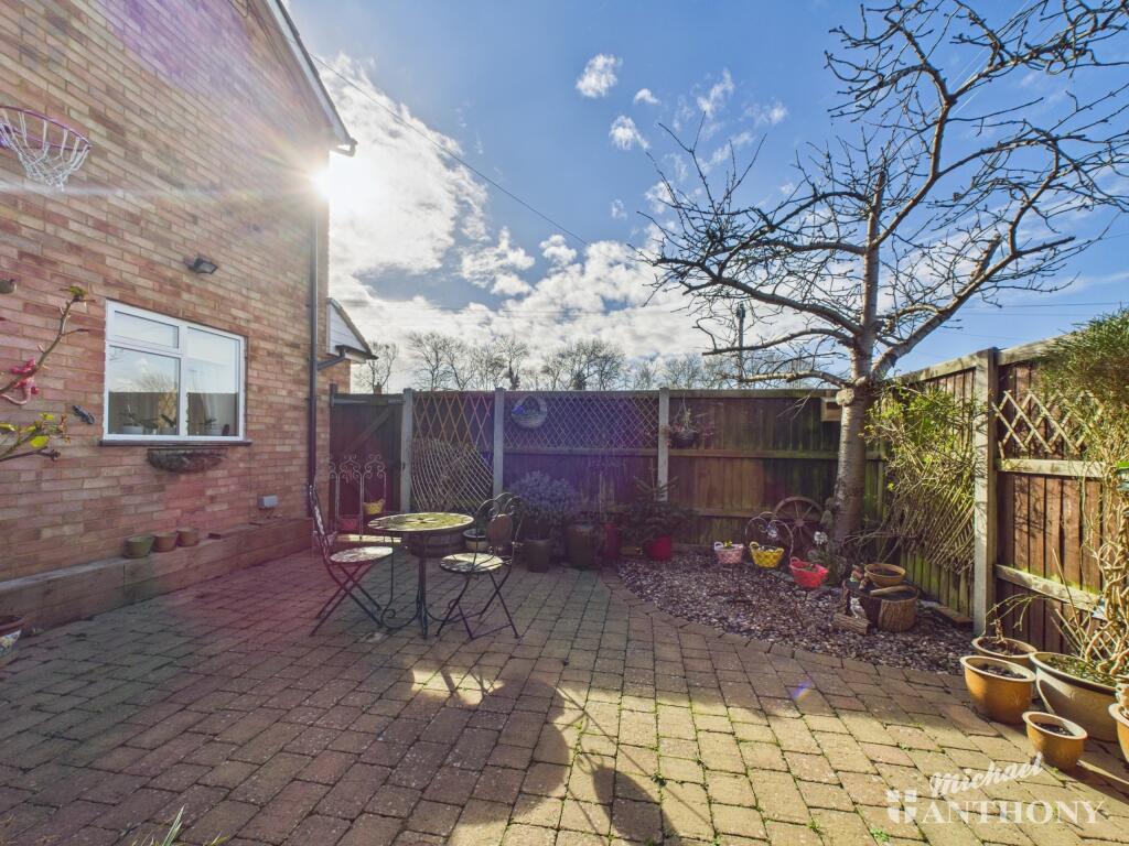 CAM03218G0-PR0546-STILL020