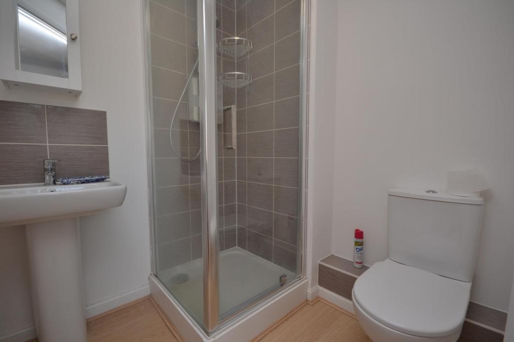 EN SUITE