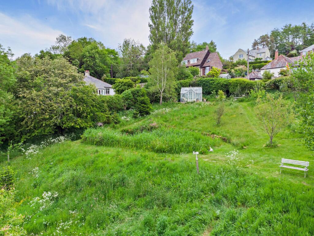 Further Gardens
