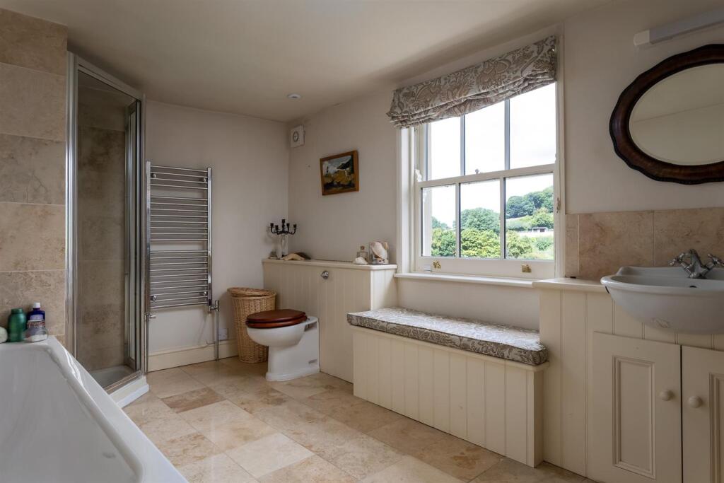 78 - Rockstowes Hill - GL11 5AF - Web.jpg