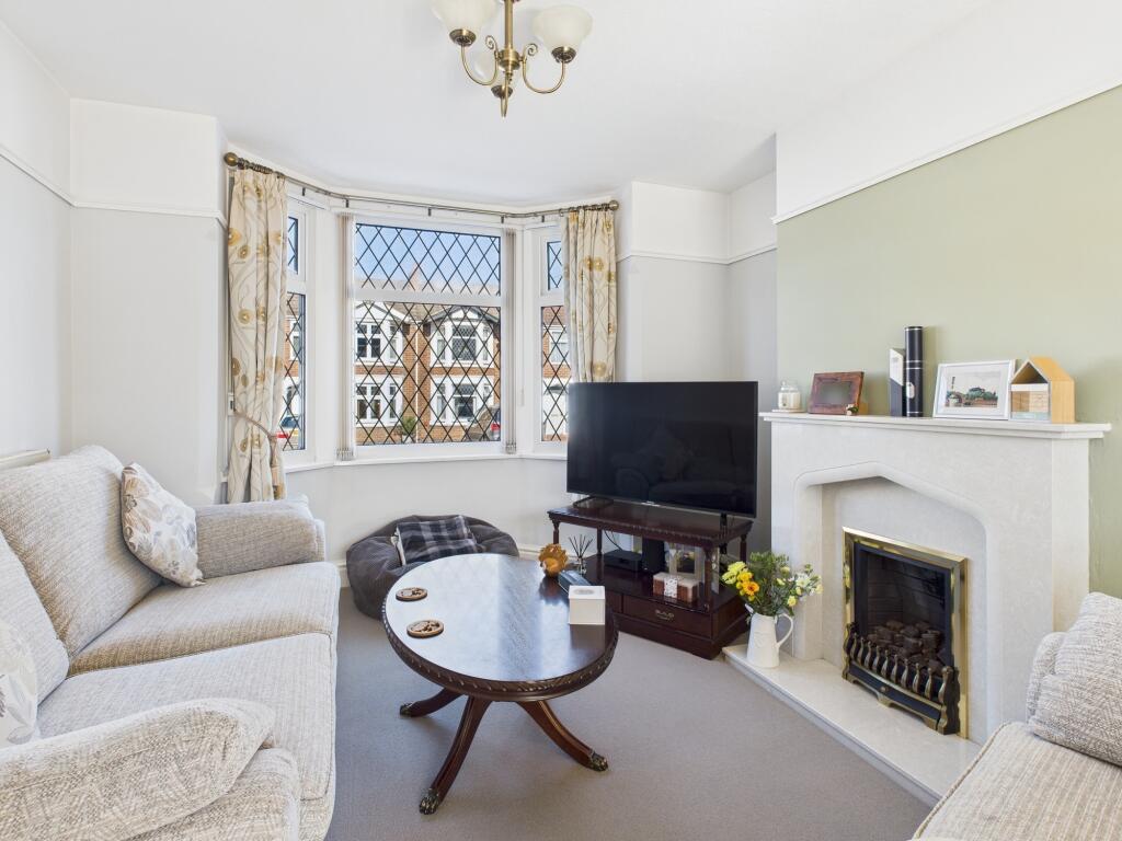 CAM05192G0-PR0028-STILL005