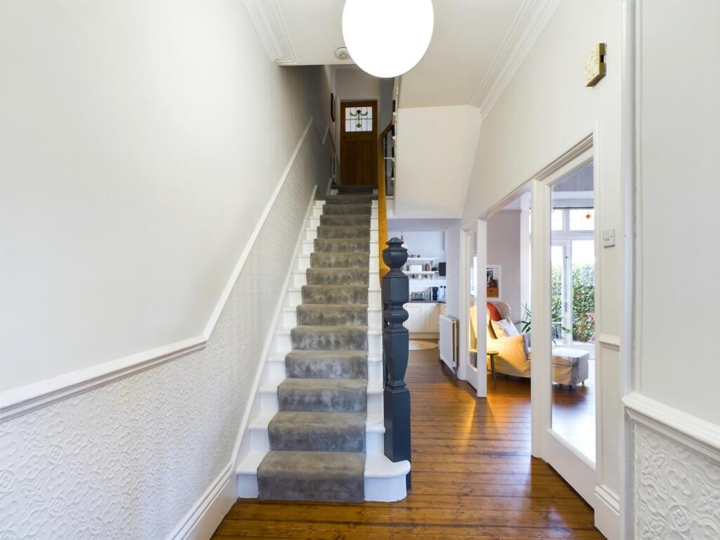 CAM02195G0-PR0059-STILL010