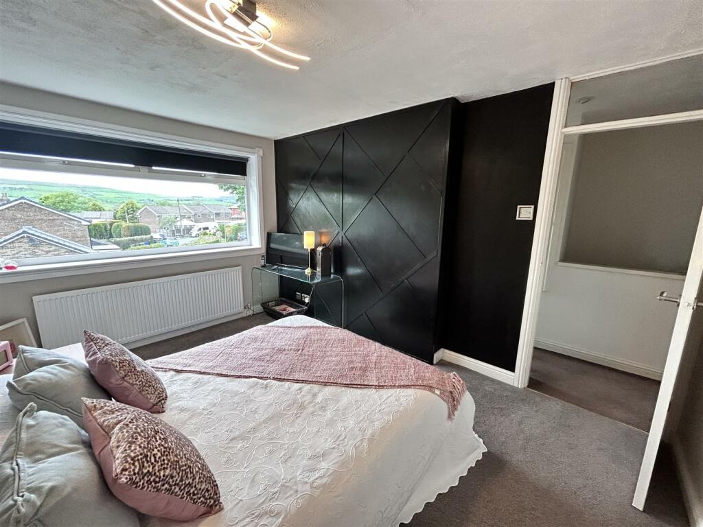 Second Bedroom1.jpeg