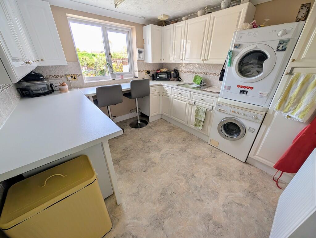 PXL_20251027_1154...