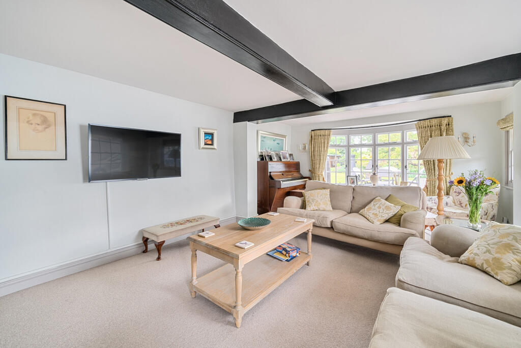 1300661-10-6839df...