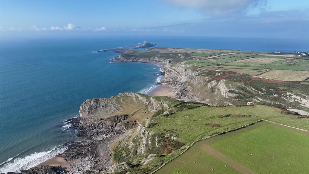 Sequence 01.00_03_08_14.Still016.jpg