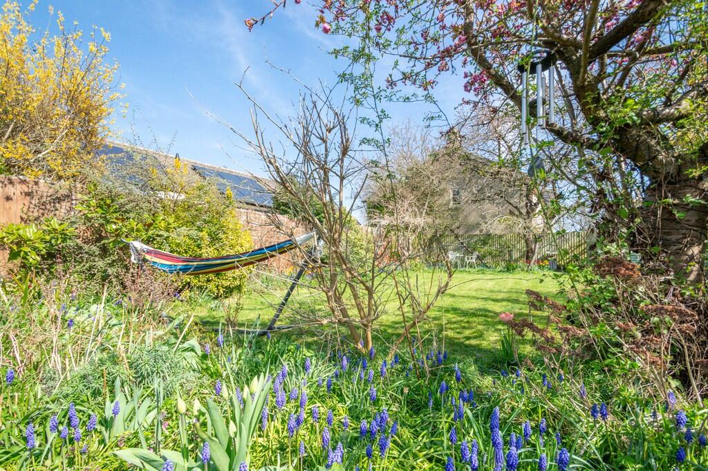 26 Oxford Street-...