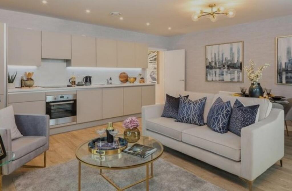 Eden Grove, TW18 Short Let | All Bills Included | 3 Month Minimum | Fully Furnished