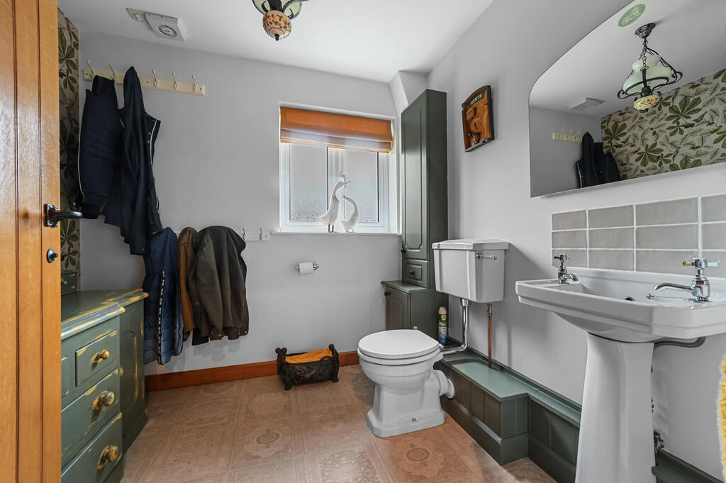 PT-DB(WP)-LaurelL...