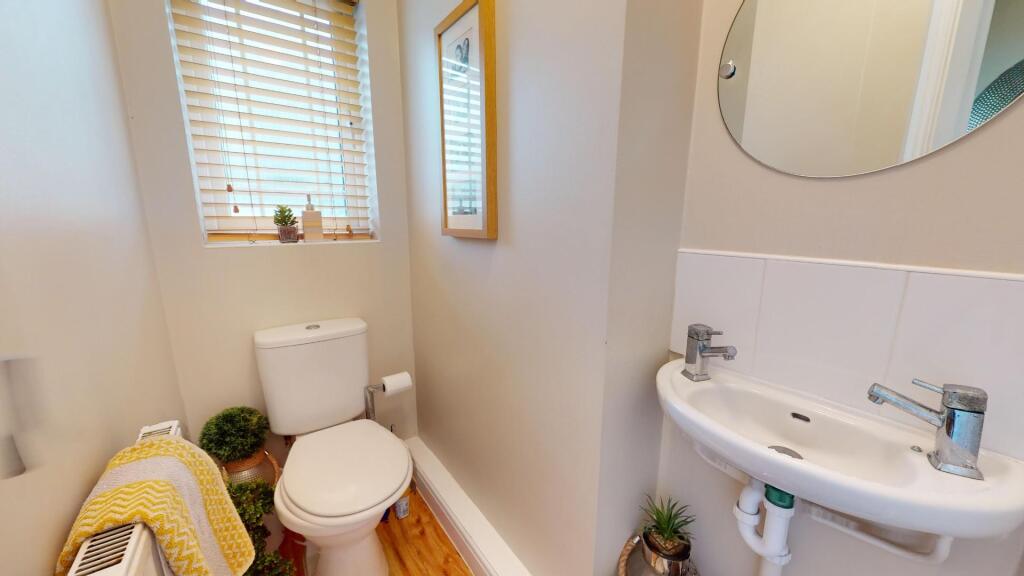 CLOAKROOM/WC