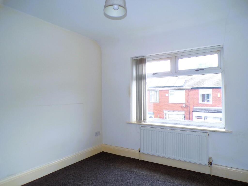 63CookeStreetBedroom1 (2).JPG