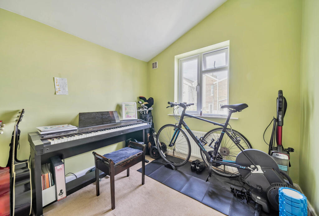 1301894-11-684091...