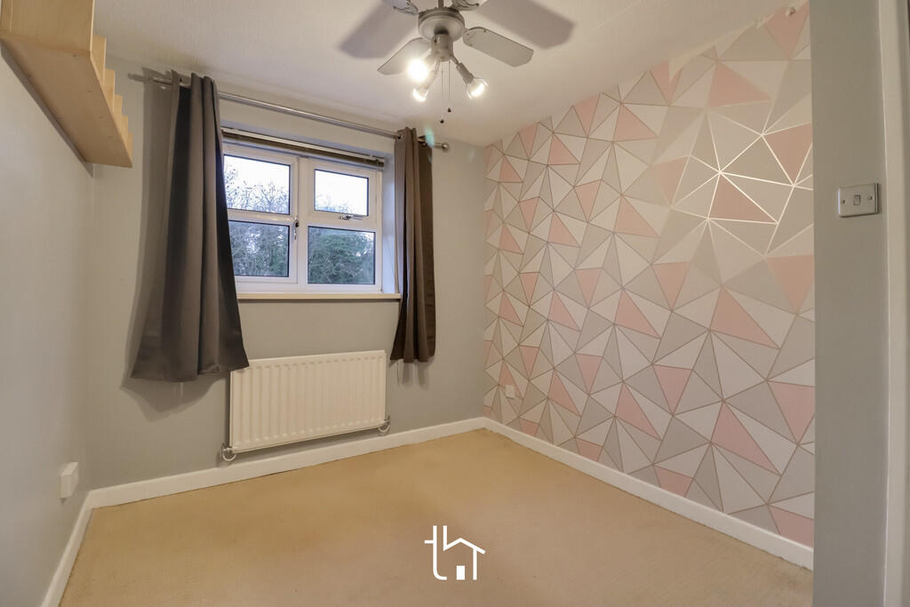 2nd Bedroom