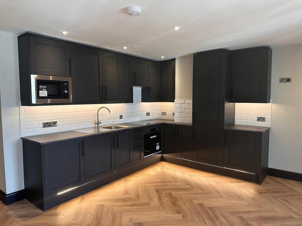 Fitted kitchen