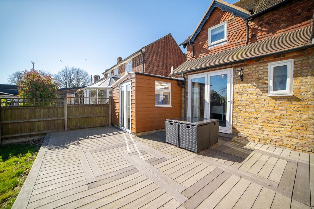 Decking &amp; Storage Room