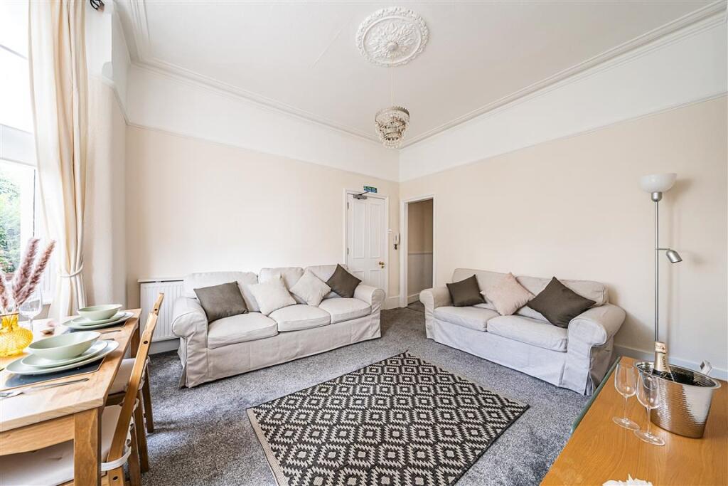 Flat-A-34-Bickers...