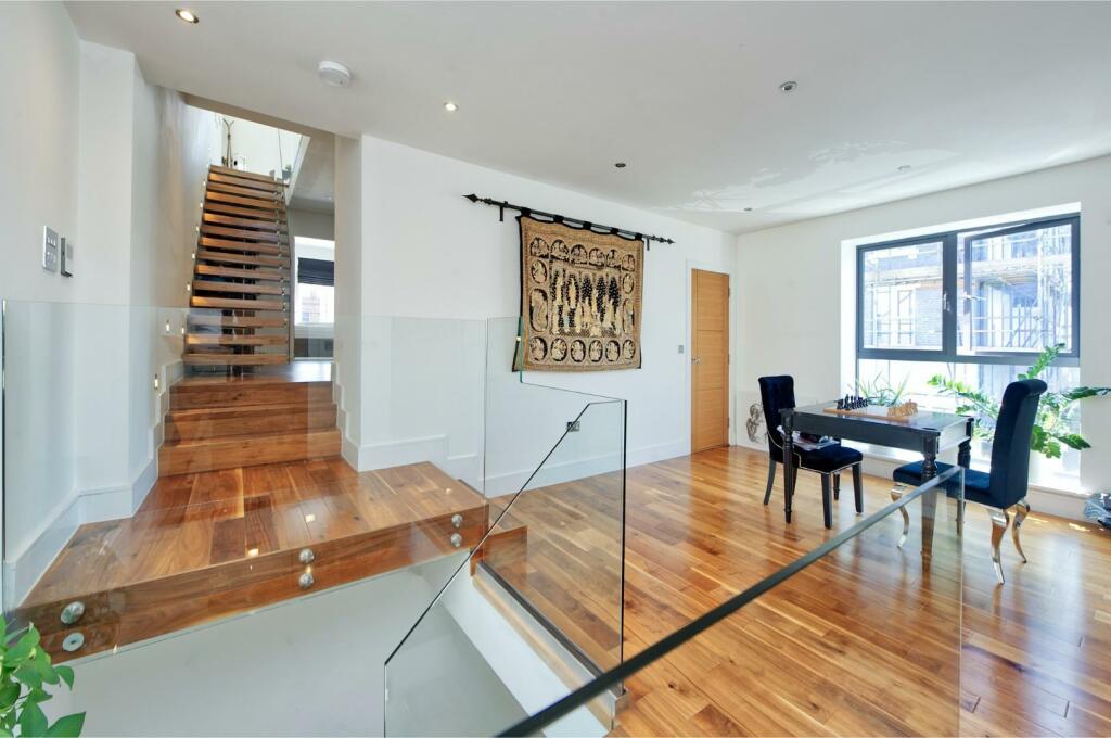 penthouse, townhouse@150a goldhawk road5209.jpg
