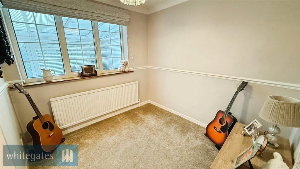 Dining/Sitting Room