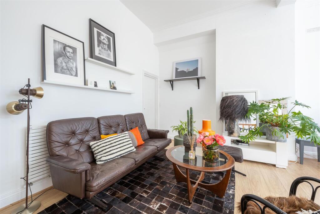Weymouth Terrace E2