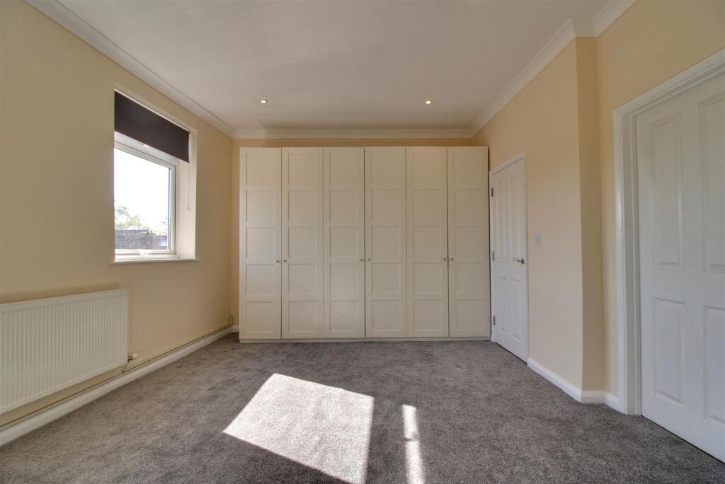 Bedroom Wardrobes .JPG