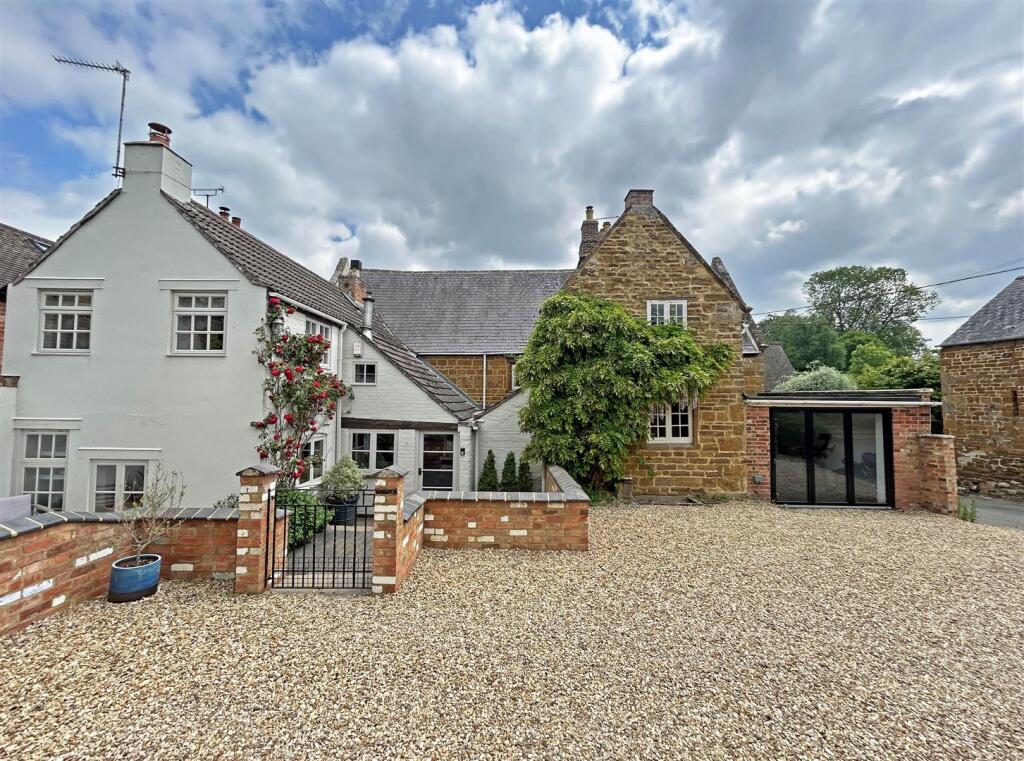 The Green, Weston By Welland