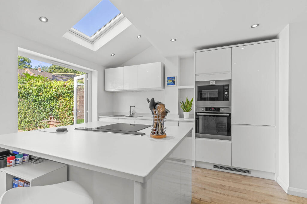 87 Oxford Road, SL7 2NP (LOW RES)-8