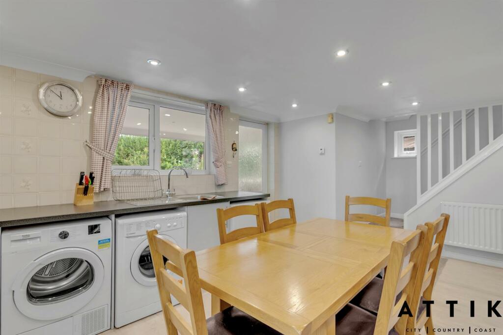 Rose Villa, Spexhall, IP19 0RW (12).jpg