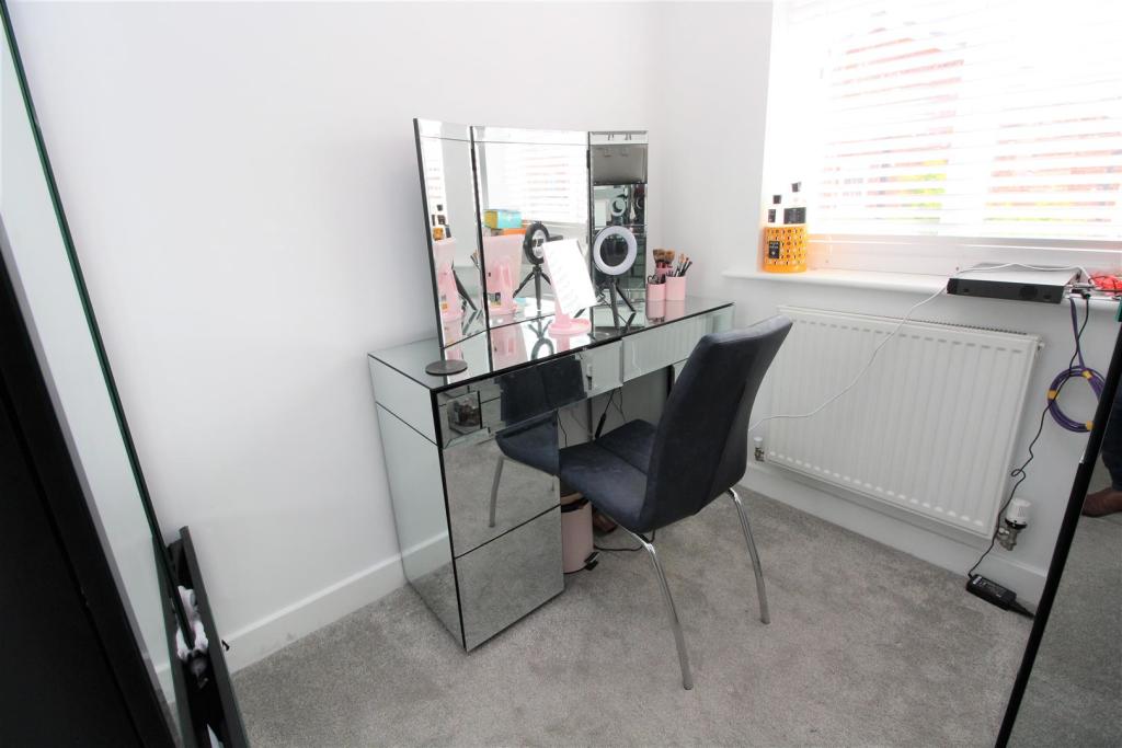 bedroom 3 .jpg