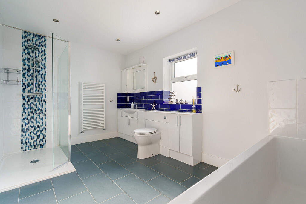 Family bathroom