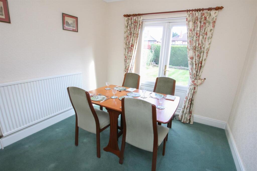 BEDROOM 3 / DINING ROOM