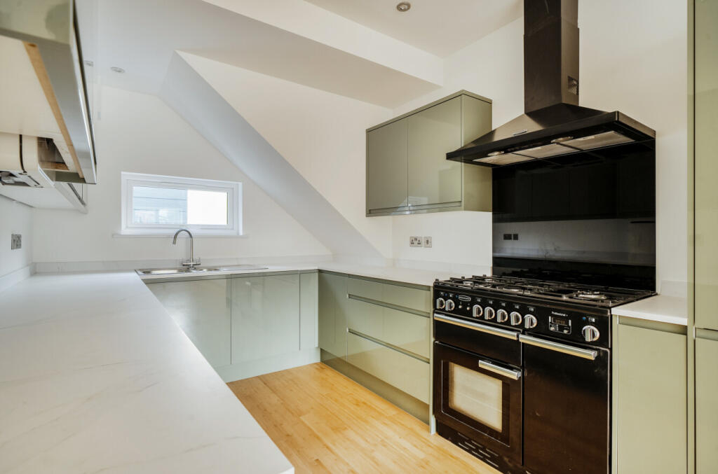 1362894-11-68e512...