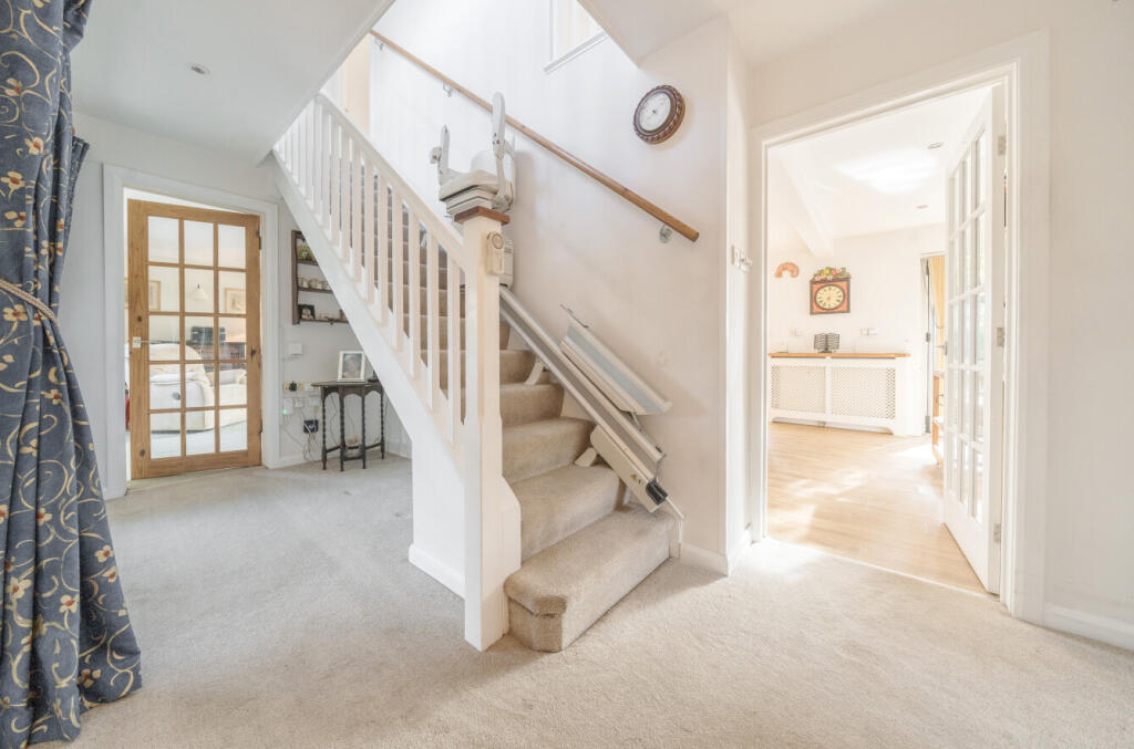 1319439-23-686829...