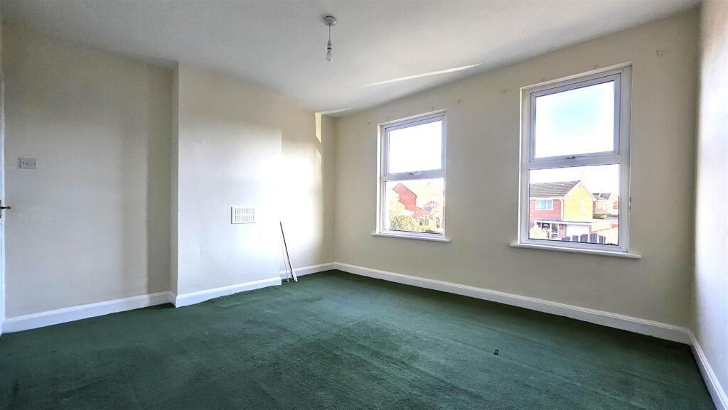 Bedroom 1..jpg