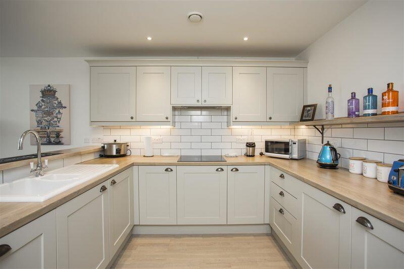 Kitchen alternative view