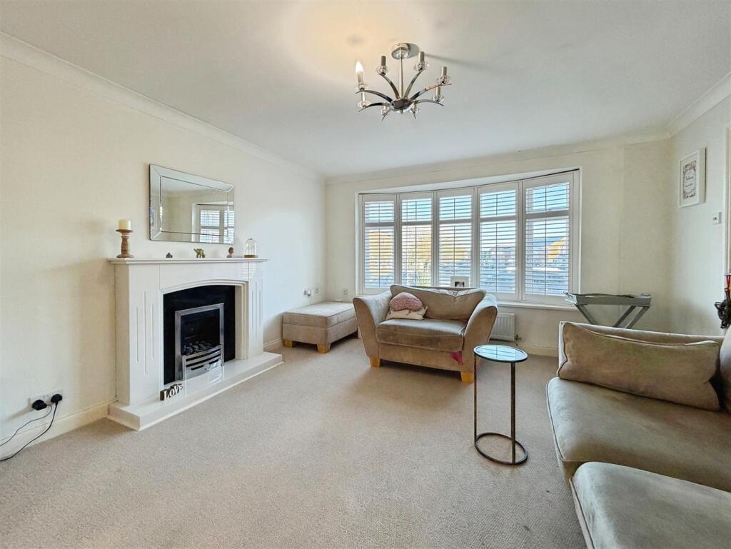 e0e95270--4C76-B626-8C2D7C54A4C9-66107-00001A973B5