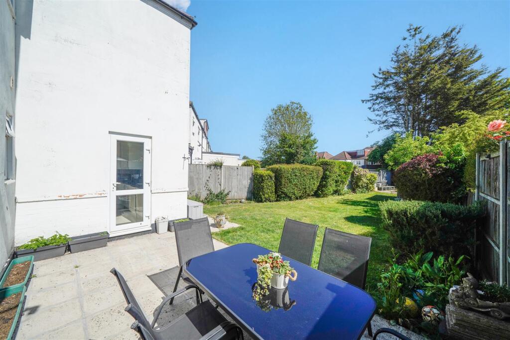 39 Carlton Avenue West - Vrfot2vDoMdZYmG9eDpC.jpg